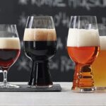 Copas y vasos de cerveza